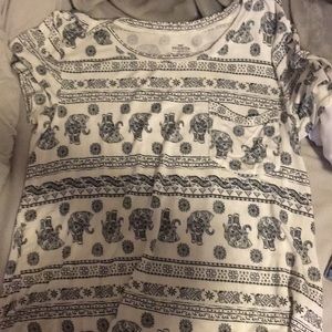 Hollister Must Have T Shirt
